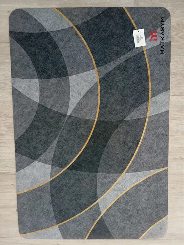 Черно-серый