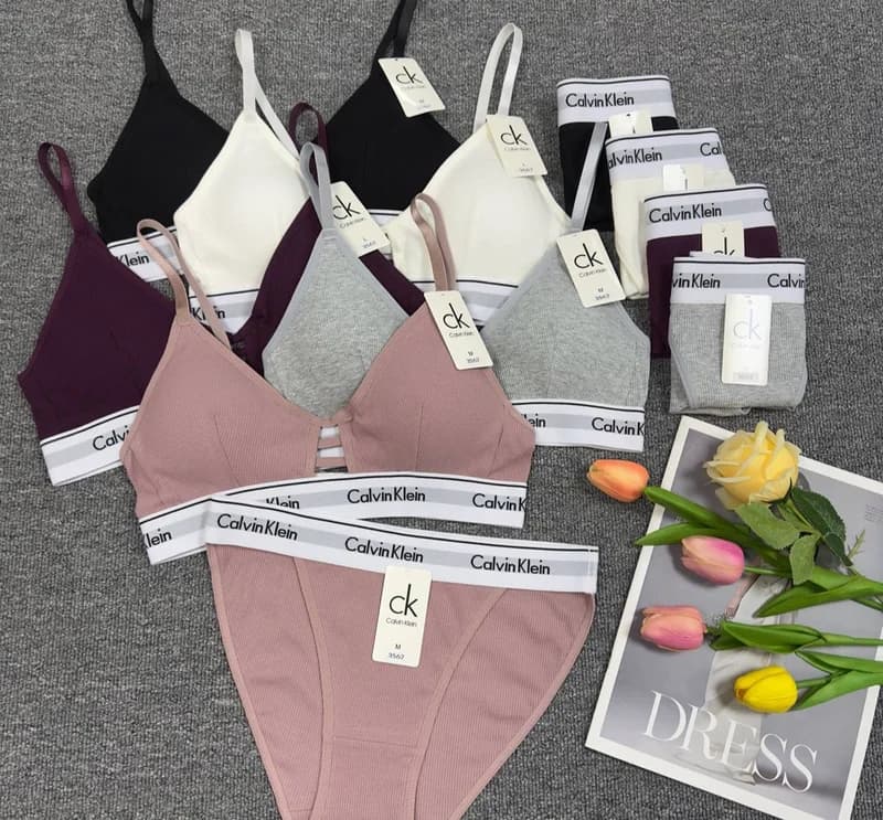 Комплект нижнего белья Calvin Klein